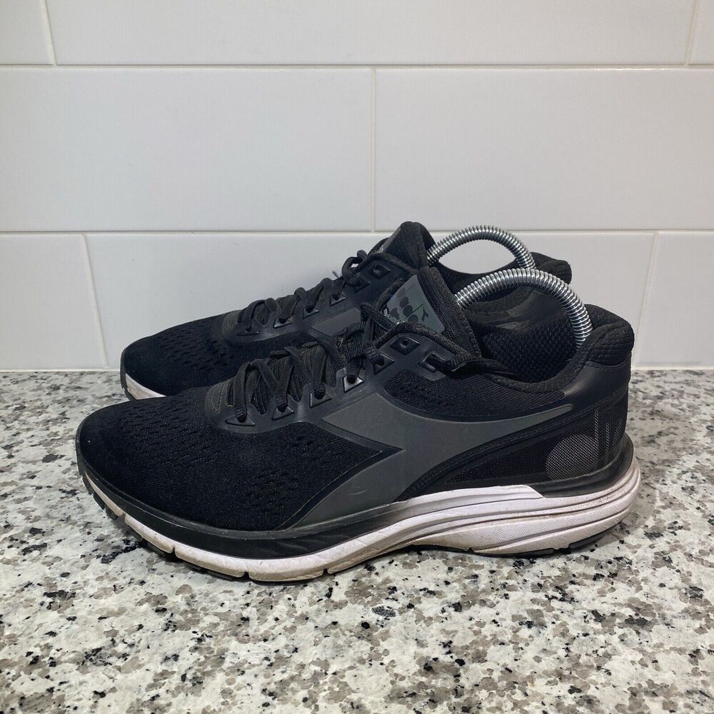 Diadora Womens Mythos Blushield Hip 5 C7406 Black Running Shoes Sneakers Size 10